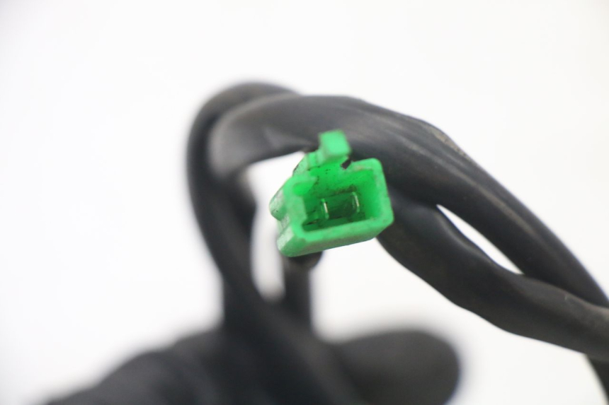 photo de DELANTERO IZQUIERDO INTERMITENTE PEUGEOT TWEET PRO CARGO 50 (2018 - 2020) - Estado de la superficie y material