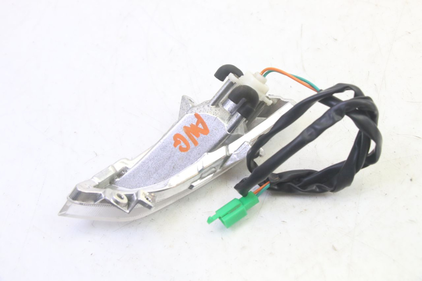 photo de DELANTERO IZQUIERDO INTERMITENTE PEUGEOT TWEET PRO EFI 4T 50 (2021 - 2022)