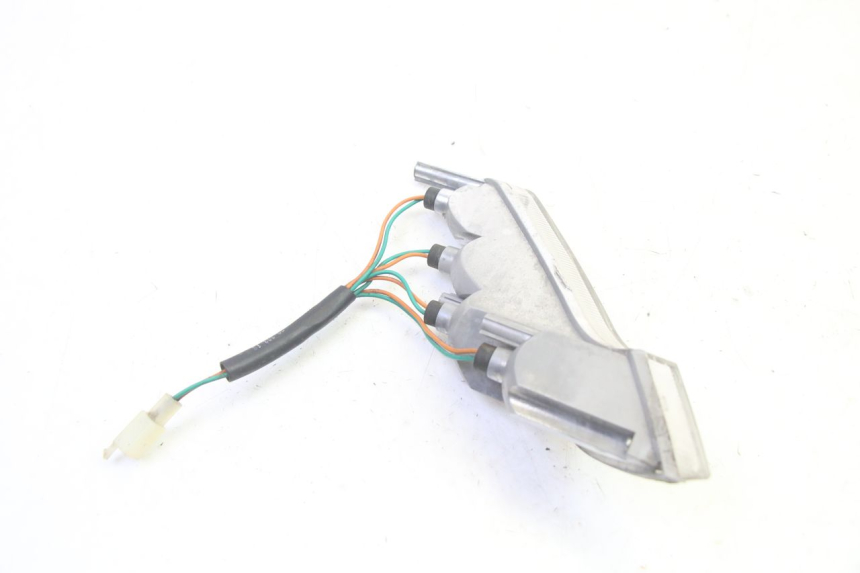 photo de INTERMITENTE DELANTERO IZQUIERDO PEUGEOT VIVACITY NEW 4T 50 (2008 - 2017) - Vista general del producto