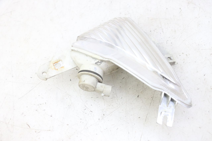 photo de INTERMITENTE DELANTERO IZQUIERDO YAMAHA X-MAX XMAX 125 (2010 - 2014)