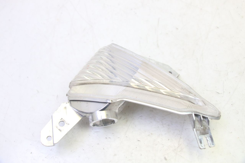 photo de INTERMITENTE DELANTERO IZQUIERDO YAMAHA X-MAX XMAX 125 (2010 - 2014)