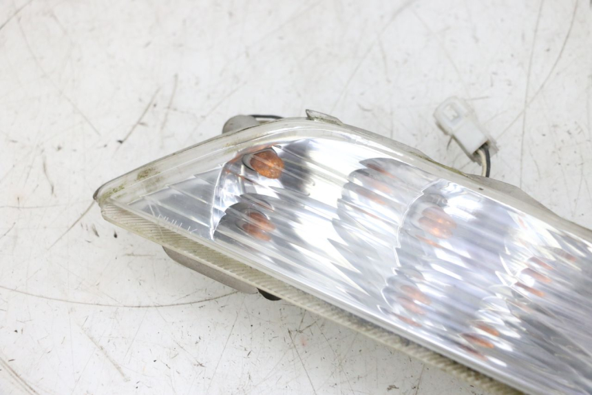photo de INTERMITENTE DELANTERO IZQUIERDO PIAGGIO X8 125 (2004 - 2007) - Detalle de la pieza