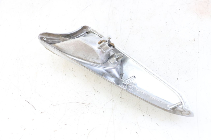 photo de INTERMITENTE DELANTERO IZQUIERDO PIAGGIO XEVO - X EVO 125 (2007 - 2016) - Zoom estado de uso