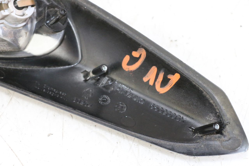 photo de INTERMITENTE DELANTERO IZQUIERDO PIAGGIO XEVO - X EVO 125 (2007 - 2016)