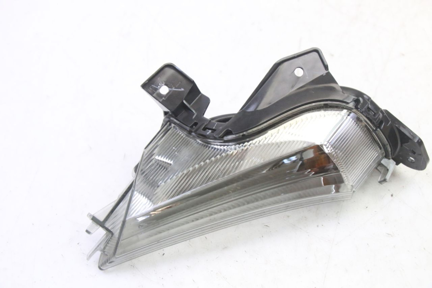 photo de DELANTERO IZQUIERDO INTERMITENTE YAMAHA XMAX X-MAX 125 (2021 - 2025)