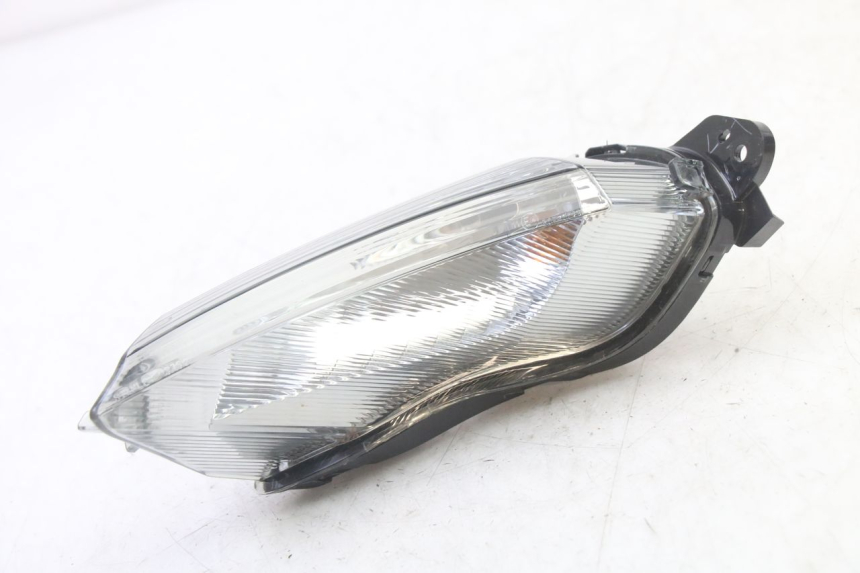 photo de DELANTERO IZQUIERDO INTERMITENTE YAMAHA XMAX X-MAX 125 (2021 - 2025)