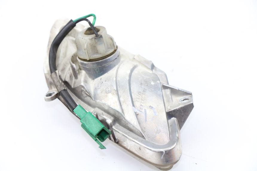 photo de INTERMITENTE DELANTERO IZQUIERDO YAMAHA XMAX X-MAX 125 (2006 - 2009)