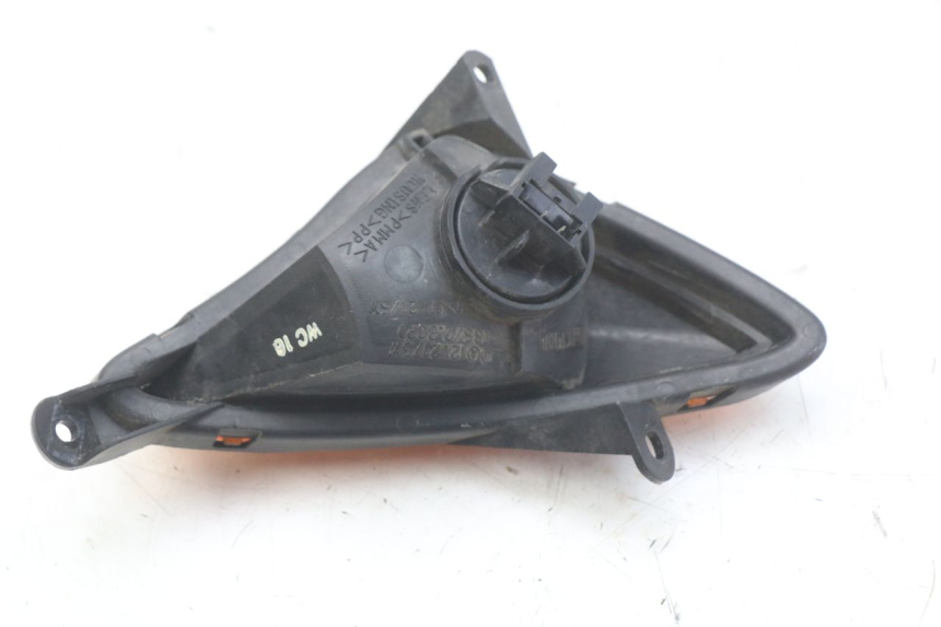 photo de DELANTERO IZQUIERDO INTERMITENTE YAMAHA XP T-MAX TMAX 500 (2004 - 2007)