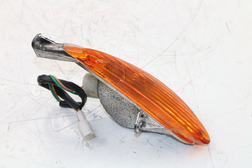 photo de DELANTERO IZQUIERDO INTERMITENTE YIYING WALLABY 50 (2007 - 2015)