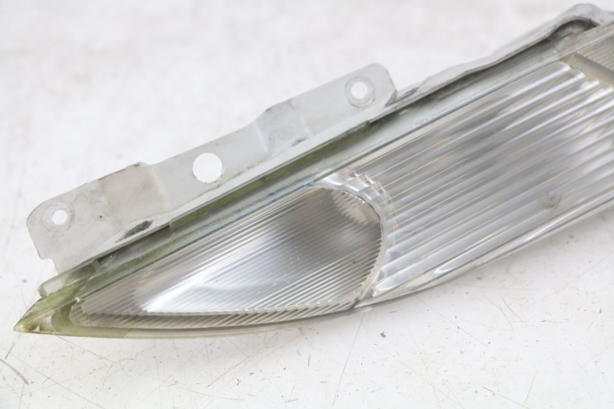 photo de INTERMITENTE DELANTERO IZQUIERDO YAMAHA YP MAJESTY 400 (2004 - 2008)