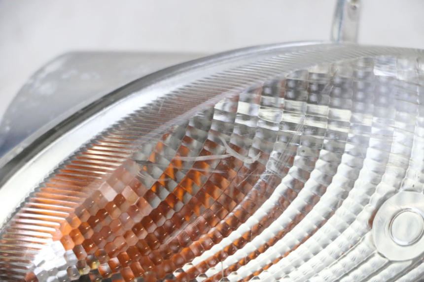 photo de DELANTERO IZQUIERDO INTERMITENTE YAMAHA YP MAJESTY 125 (2002 - 2006) - Vista general del producto