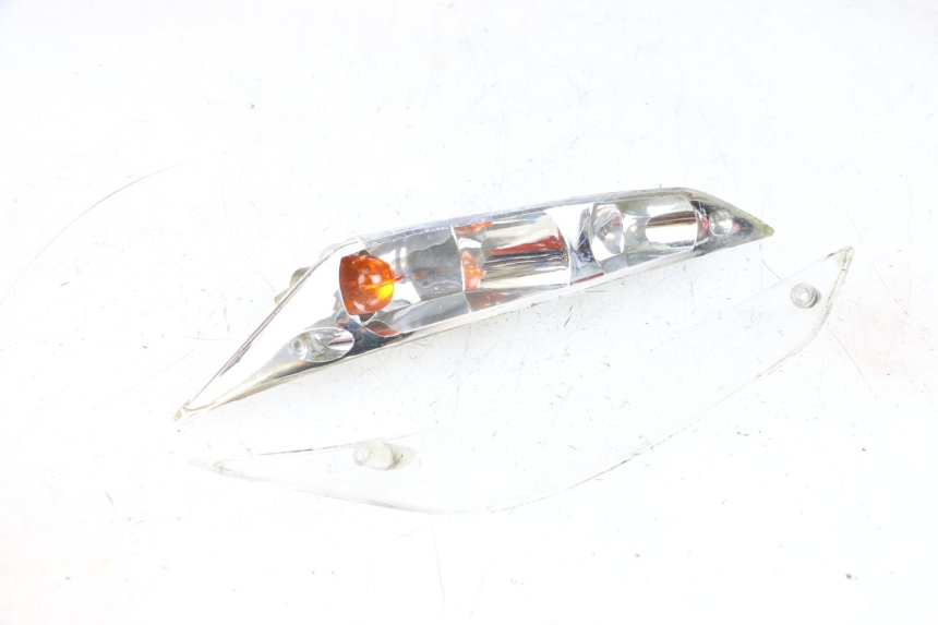 photo de INTERMITENTE DELANTERO IZQUIERDO PIAGGIO ZIP 2T 50 (2009 - 2019) - Otra vista del artículo