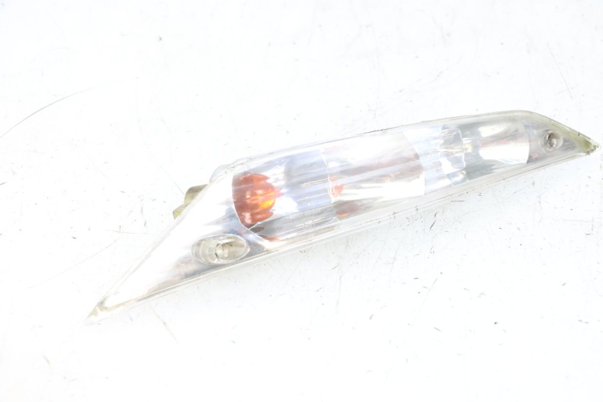 photo de INTERMITENTE DELANTERO IZQUIERDO PIAGGIO ZIP 2T 50 (2009 - 2019) - Primer plano de alta resolución