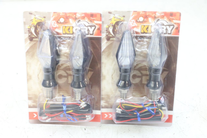 photo de DELANTERO INTERMITENTE SUZUKI GSF S BANDIT 600 (2000 - 2004) - Vista principal