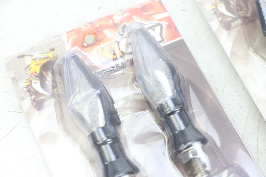 photo de DELANTERO INTERMITENTE SUZUKI GSF S BANDIT 600 (2000 - 2004) - Vista general del producto