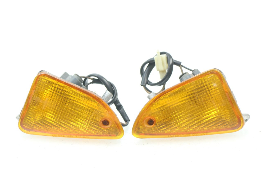 photo de DELANTERO INTERMITENTE LINHAI MONARCH 125 (2003 - 2005)