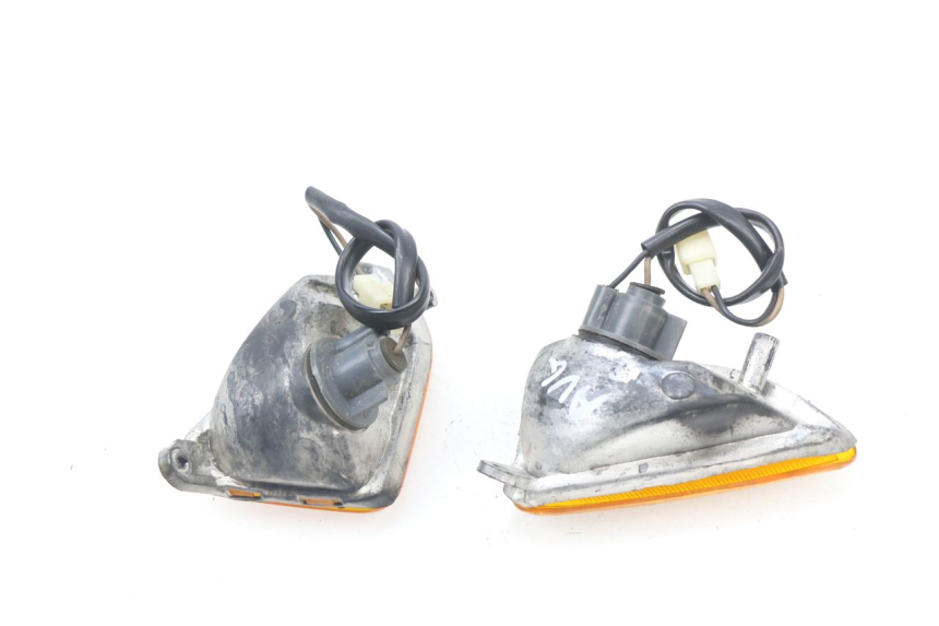 photo de DELANTERO INTERMITENTE LINHAI MONARCH 125 (2003 - 2005)