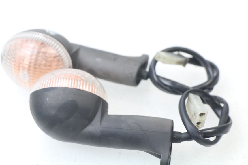 photo de INTERMITENTE DELANTERO PEUGEOT LUDIX 50 (2008 - 2017)