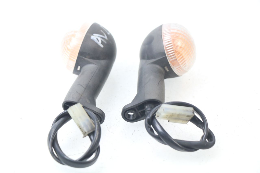 photo de INTERMITENTE DELANTERO PEUGEOT LUDIX 50 (2008 - 2017)