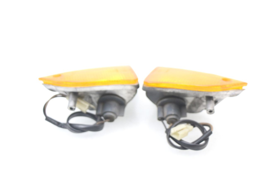photo de DELANTERO INTERMITENTE LINHAI MONARCH 125 (2003 - 2005)