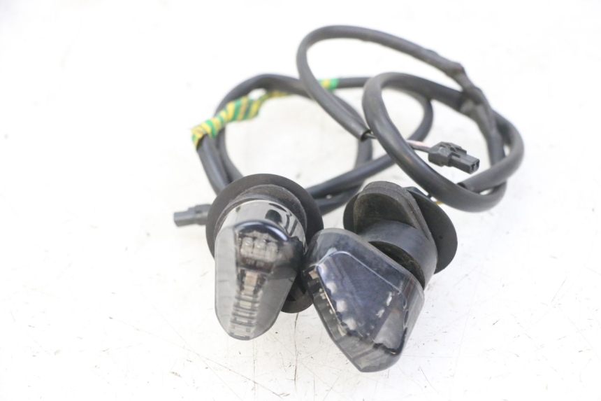 photo de DELANTERO INTERMITENTE PIAGGIO MP3 LT 300 (2010 - 2016)