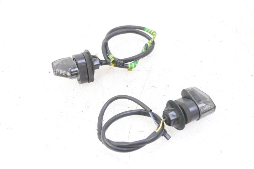 photo de DELANTERO INTERMITENTE PIAGGIO MP3 LT 300 (2010 - 2016)