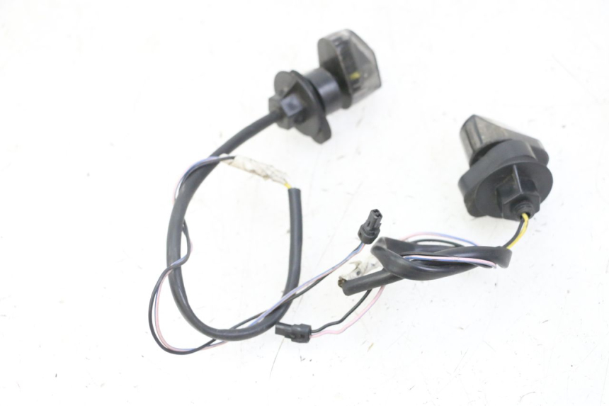 photo de DELANTERO INTERMITENTE PIAGGIO MP3 500 (2011 - 2015)