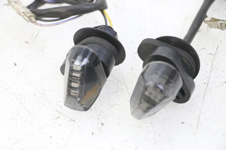 photo de DELANTERO INTERMITENTE PIAGGIO MP3 500 (2011 - 2015)