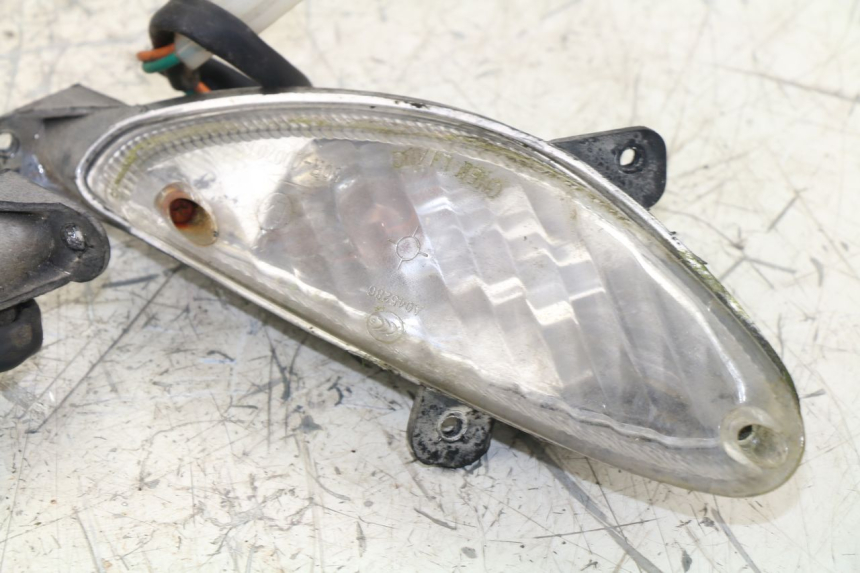 photo de INTERMITENTE DELANTERO PEUGEOT V-CLIC VCLIC 50 (2007 - 2013)