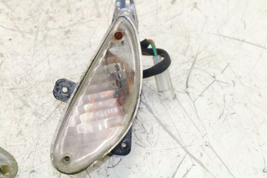 photo de INTERMITENTE DELANTERO PEUGEOT V-CLIC VCLIC 50 (2007 - 2013)