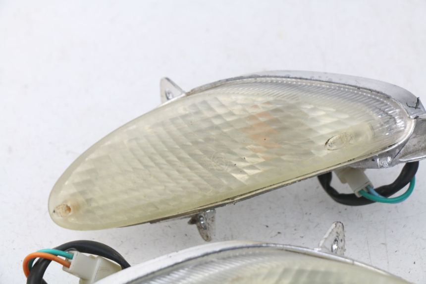 photo de DELANTERO INTERMITENTE VASTRO R-ONE 4T 50 (2014 - 2022) - Zoom estado de uso