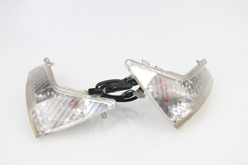 photo de DELANTERO INTERMITENTE REVATTO FUTURA GT 125 (2006 - 2008)
