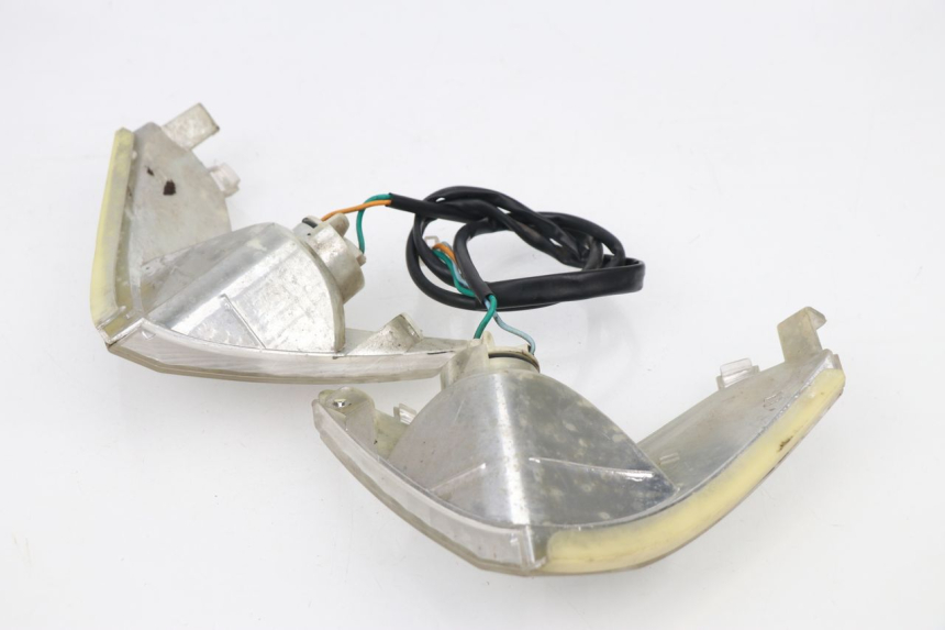 photo de DELANTERO INTERMITENTE REVATTO FUTURA GT 125 (2006 - 2008)