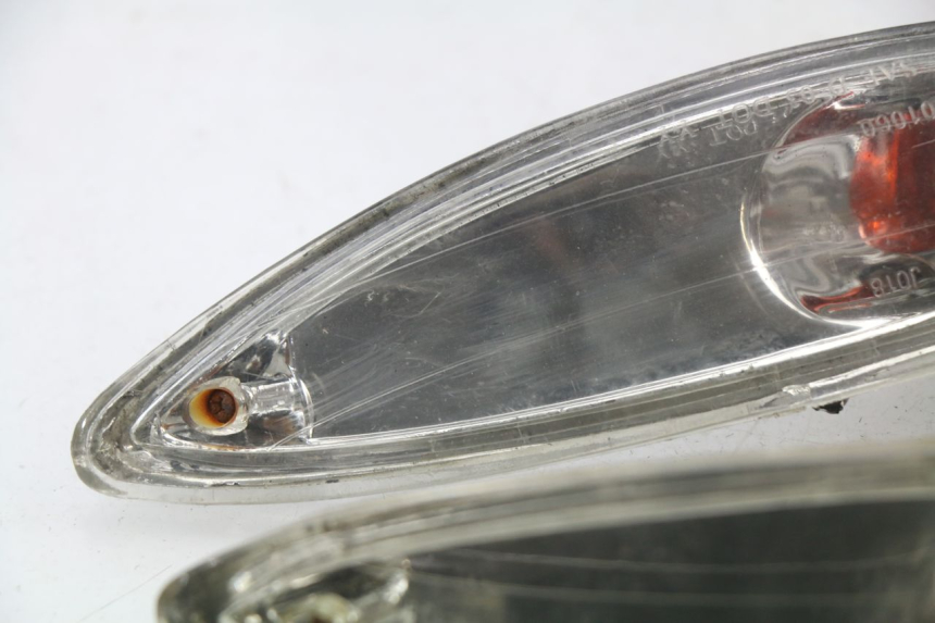 photo de DELANTERO INTERMITENTE JM MOTORS SUNNY 50 (2017 - 2020) - Estado de la superficie y material