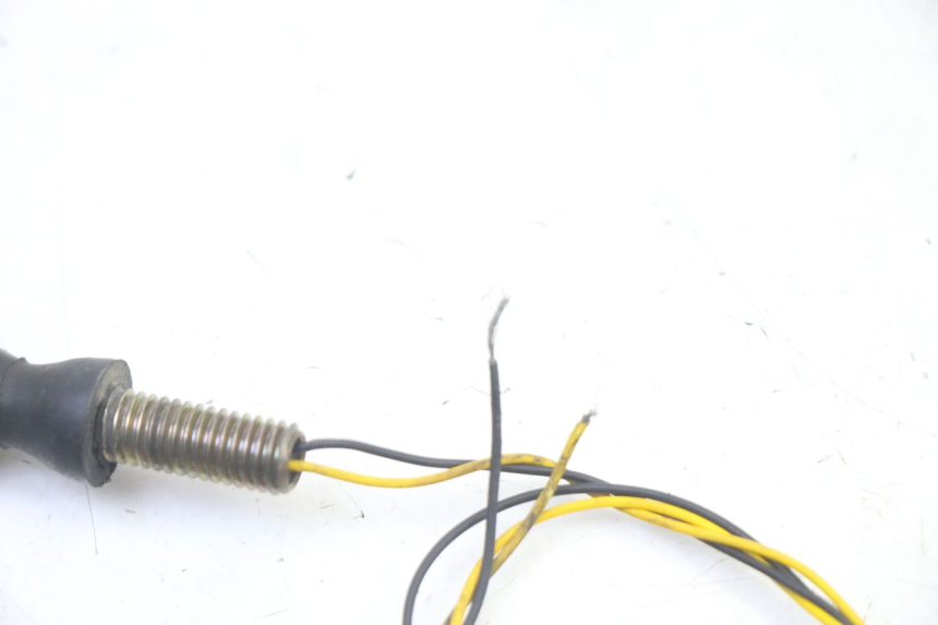 photo de DELANTERO INTERMITENTE SUZUKI SV S 650 (2003 - 2009)