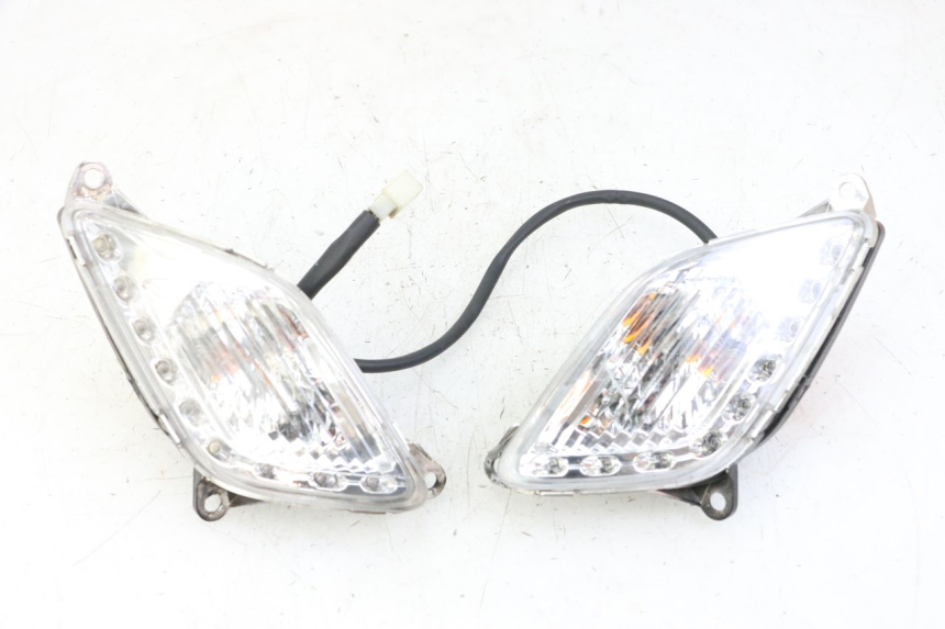 photo de DELANTERO INTERMITENTE SYM FIDDLE 3 III 50 (2014 - 2020)