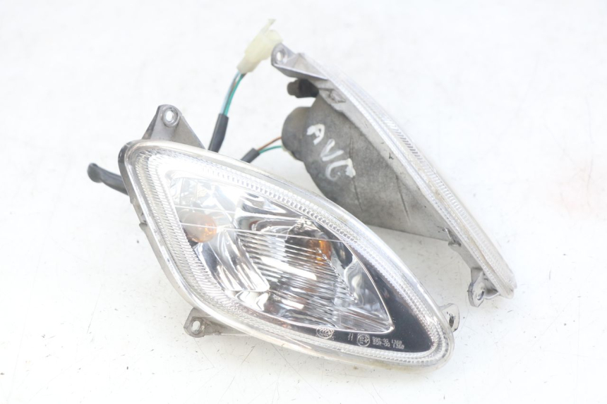 photo de INTERMITENTE DELANTERO SYM SYMPHONY 125 (2009 - 2015)