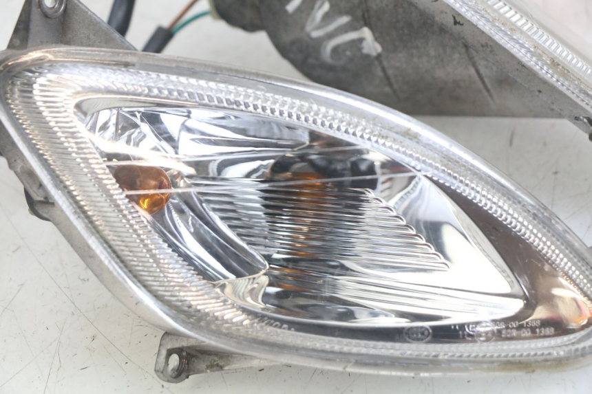 photo de INTERMITENTE DELANTERO SYM SYMPHONY 125 (2009 - 2015)