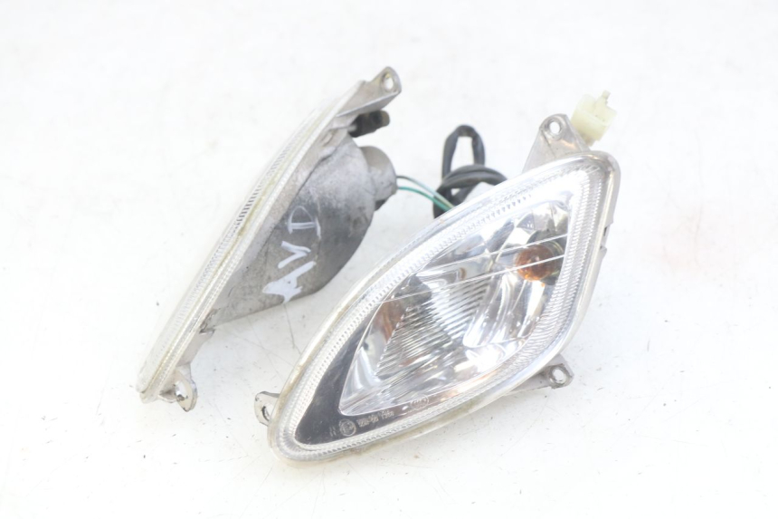 photo de INTERMITENTE DELANTERO SYM SYMPHONY 125 (2009 - 2015)