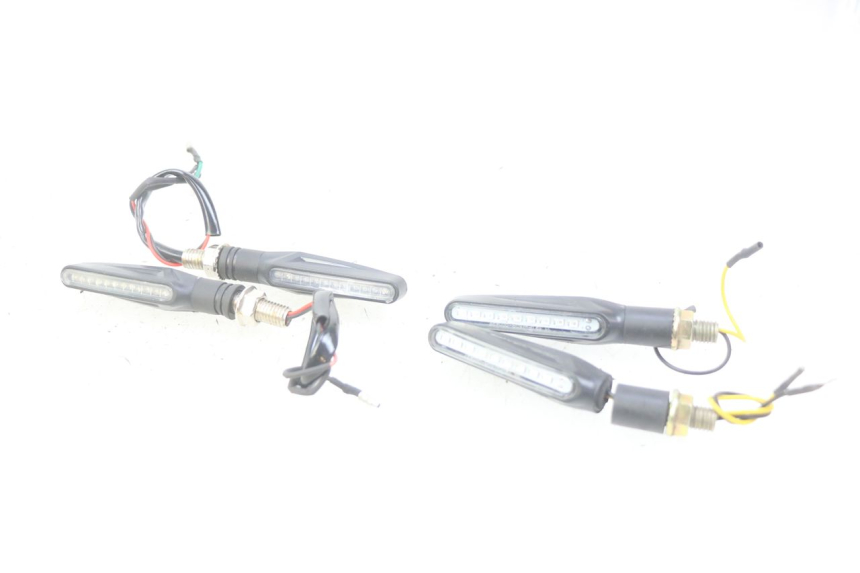 photo de INTERMITENTE DELANTERO KEEWAY TX 50 (2008 - 2015)