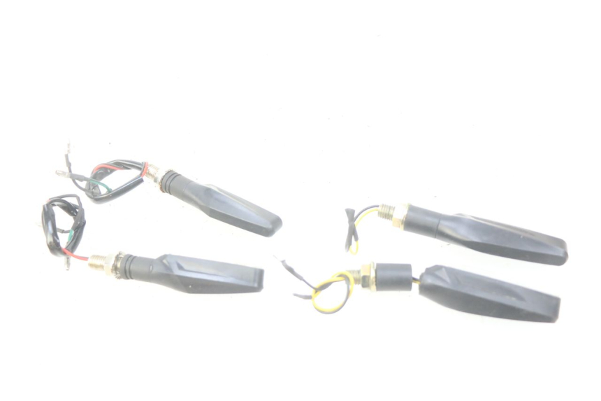 photo de INTERMITENTE DELANTERO KEEWAY TX 50 (2008 - 2015)