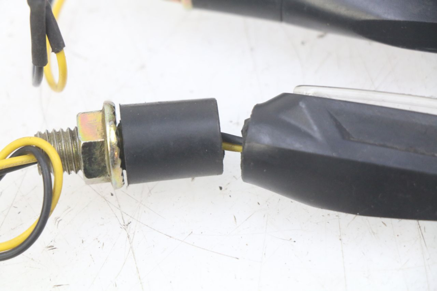 photo de INTERMITENTE DELANTERO KEEWAY TX 50 (2008 - 2015)