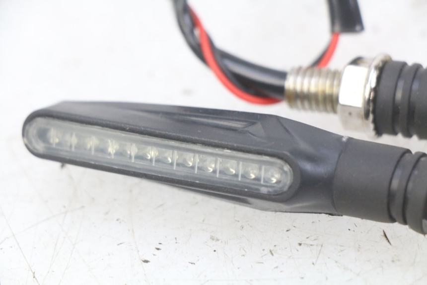 photo de INTERMITENTE DELANTERO KEEWAY TX 50 (2008 - 2015)