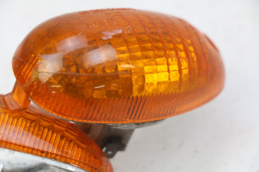 photo de DELANTERO INTERMITENTE PIAGGIO TYPHOON 50 (1993 - 1999) - Detalle de la pieza