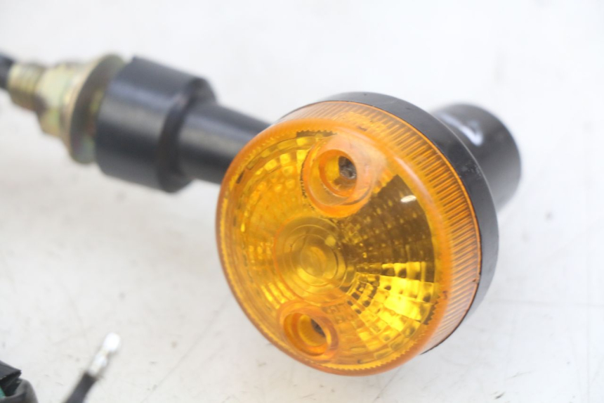 photo de INTERMITENTE DELANTERO DAELIM VJ ROADWIN FI 125 (2008 - 2017)