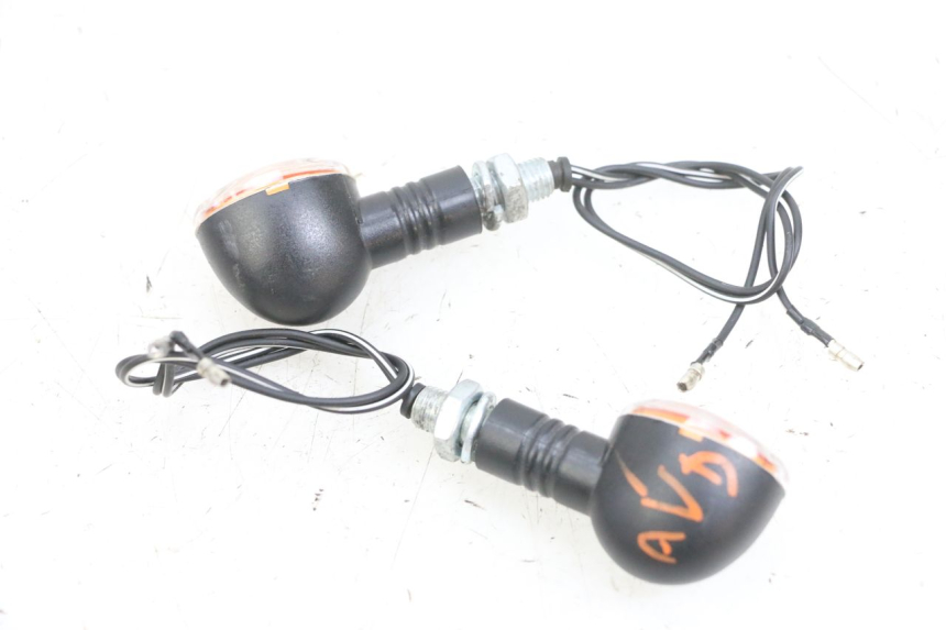 photo de INTERMITENTE DELANTERO DAELIM VJ ROADWIN FI 125 (2008 - 2017) - Zoom estado de uso