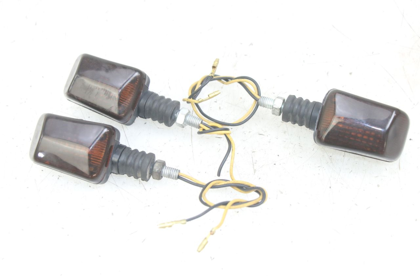 photo de DELANTERO INTERMITENTE YAMAHA XJN DIVERSION 600 (2000 - 2003)
