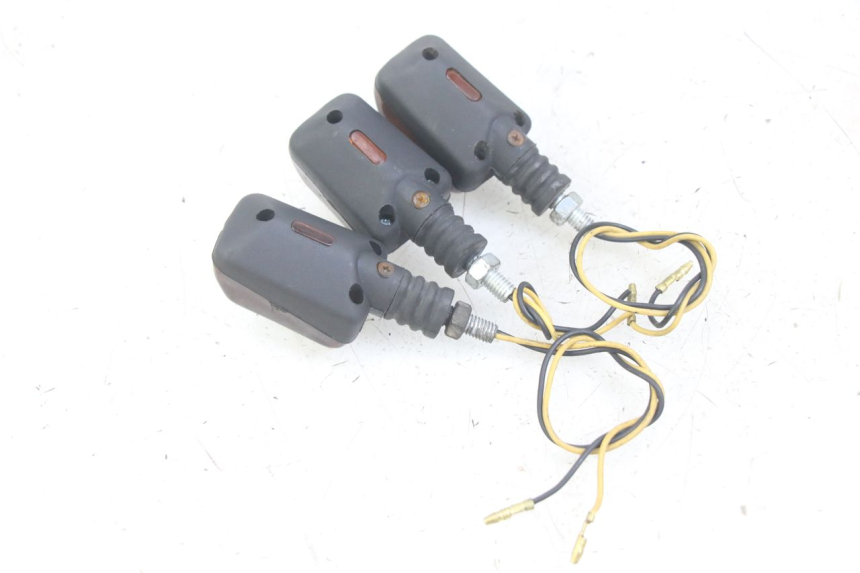 photo de DELANTERO INTERMITENTE YAMAHA XJN DIVERSION 600 (2000 - 2003)