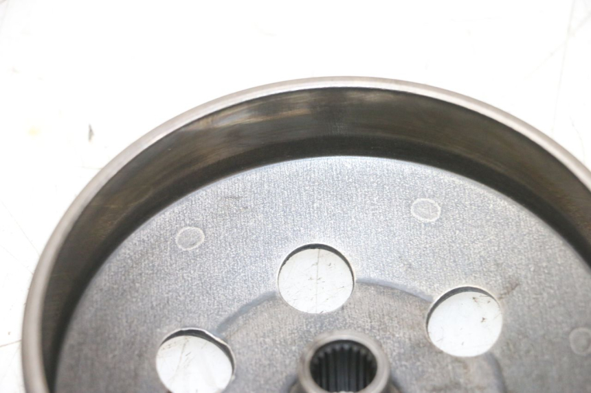 photo de CASA EMBRAGUE NECO TEMPO 4T 50 (2022 - 2026) - Primer plano técnico