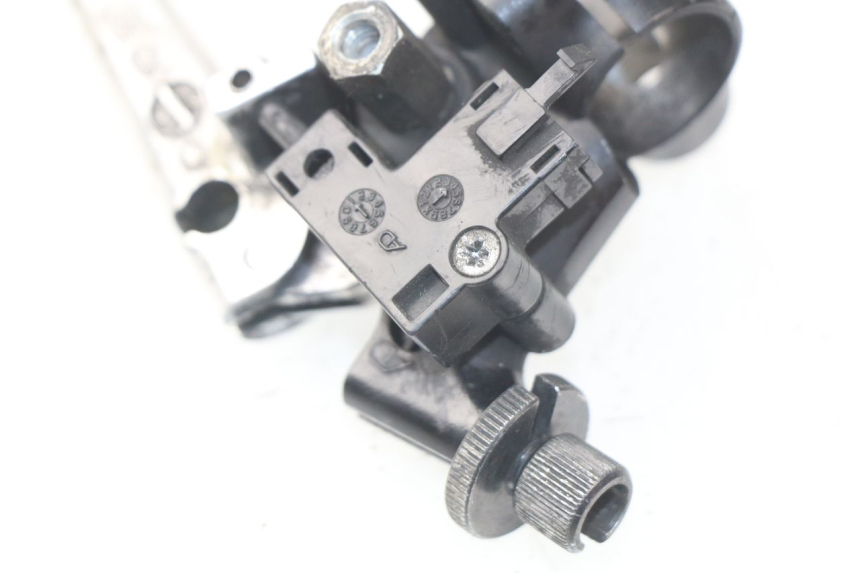 photo de SOPORTE MANETA EMBRAGUE YAMAHA TDM ABS 900 (2002 - 2014)